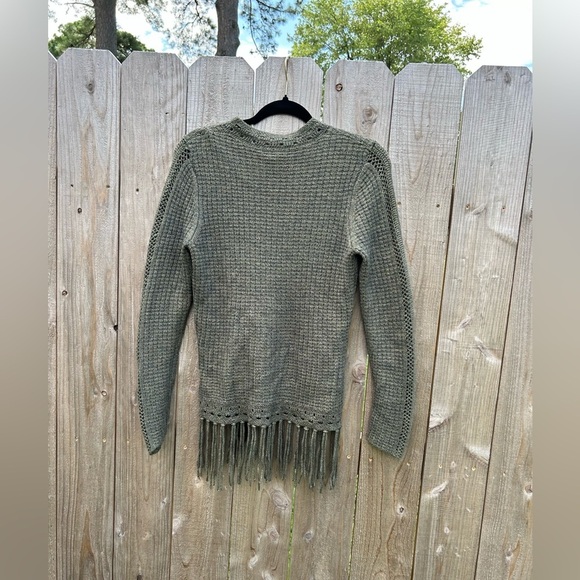 Green Knit Fringe Sweater size medium fall winter tassel cozy rayon wool spanner - Picture 11 of 12